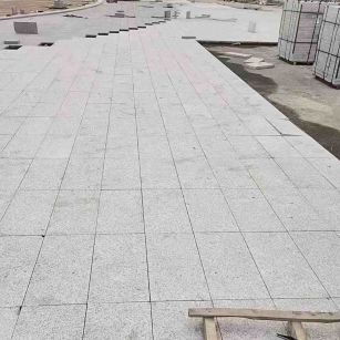 福建芝麻白地铺案例