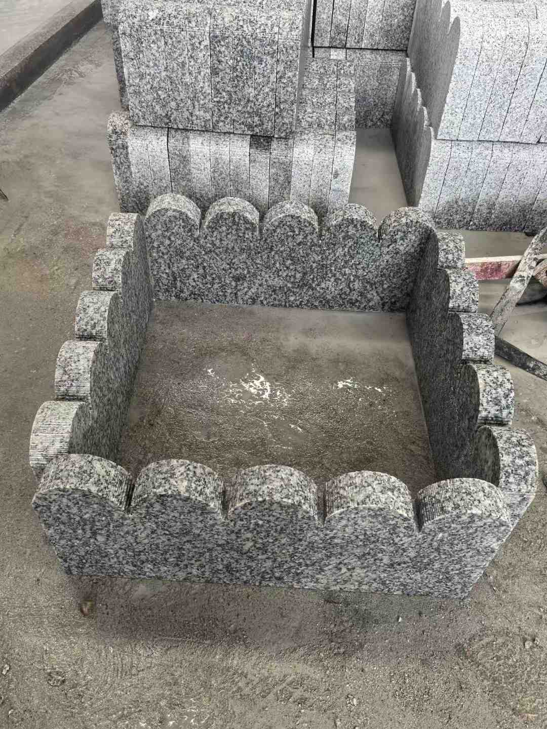 福建 花边石、花坛围栏石、花池界石、菜园栅栏石、镶边石、波浪状界石介绍