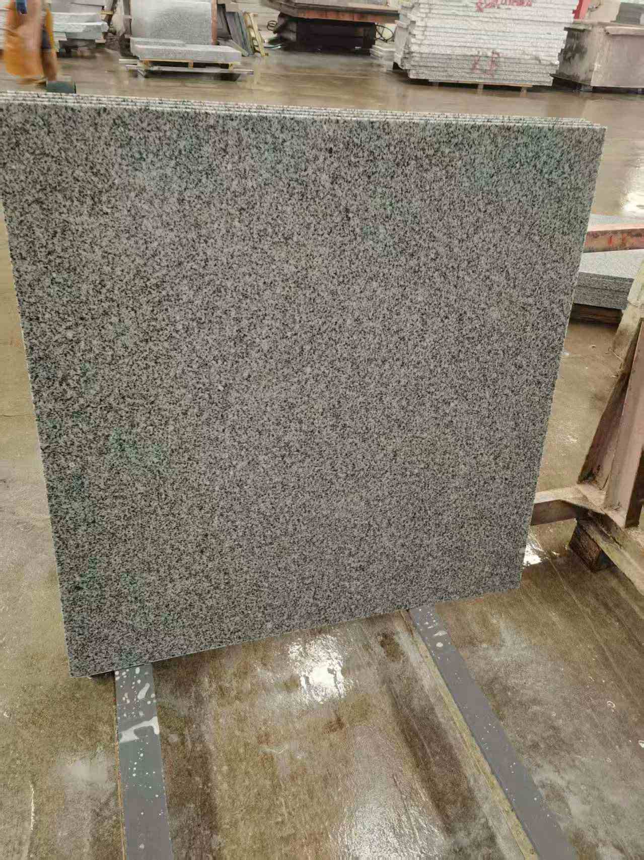 福建 芝麻白光面900*900，高地铁标准