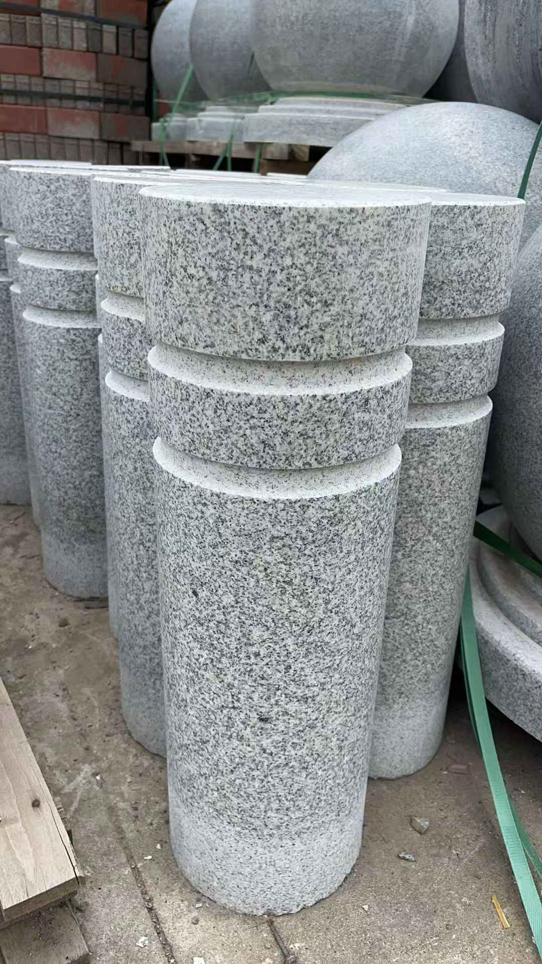 福建 芝麻白花岗岩挡车柱、隔离柱多少钱