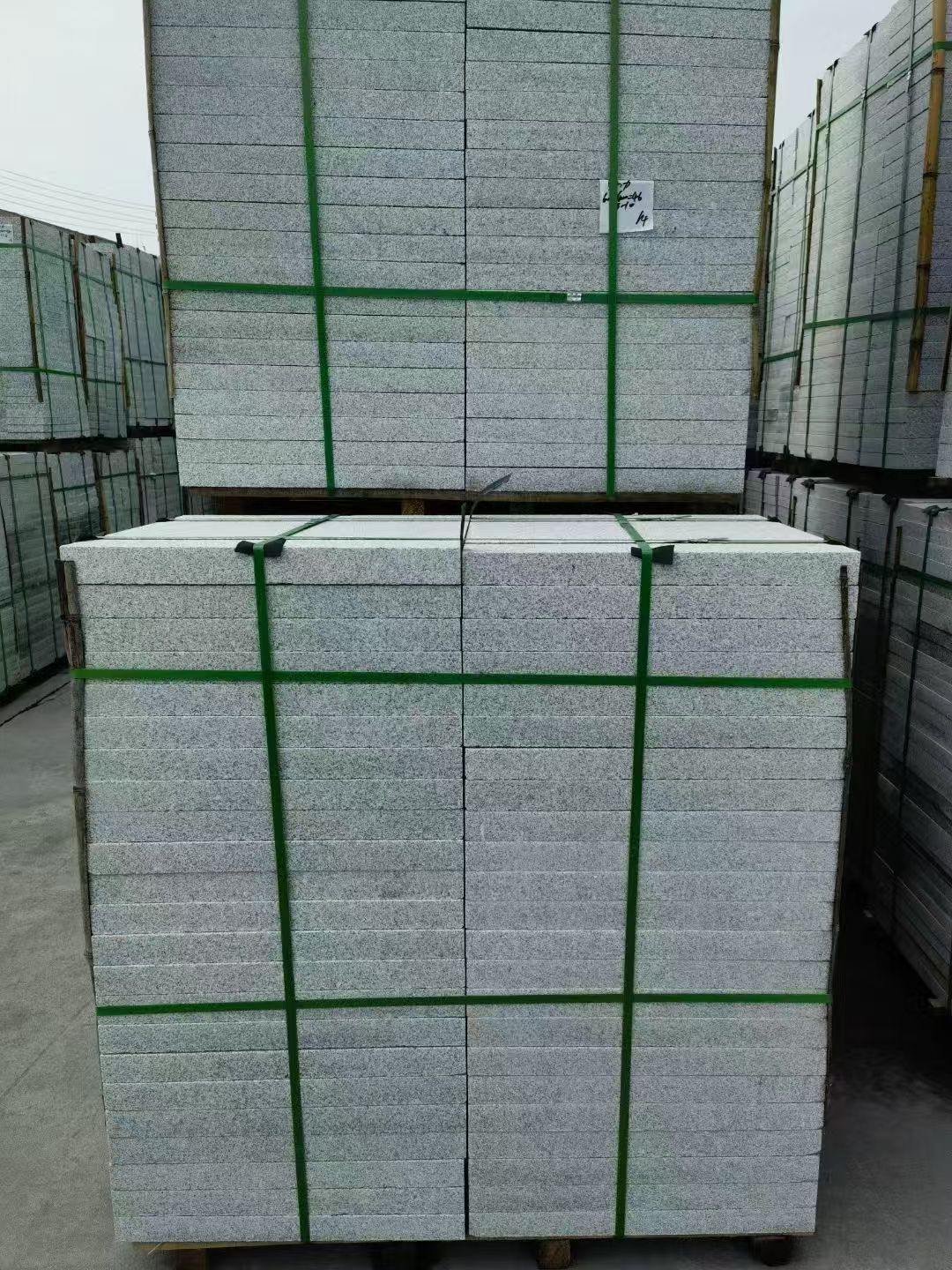 福建 火烧面地铺石，街道广场园林市政工程板，1.8~5.0厚均有现货