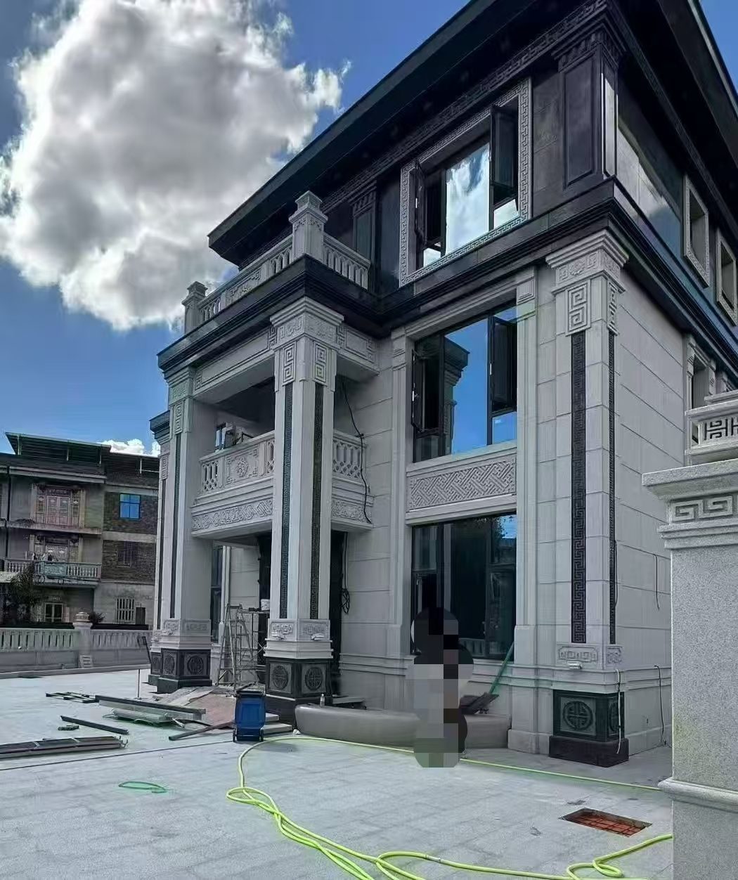 福建 别墅干挂，芝麻白与芝麻黑完美配合